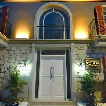Ildiri Petite Boutique Hotel מראה חיצוני תמונה